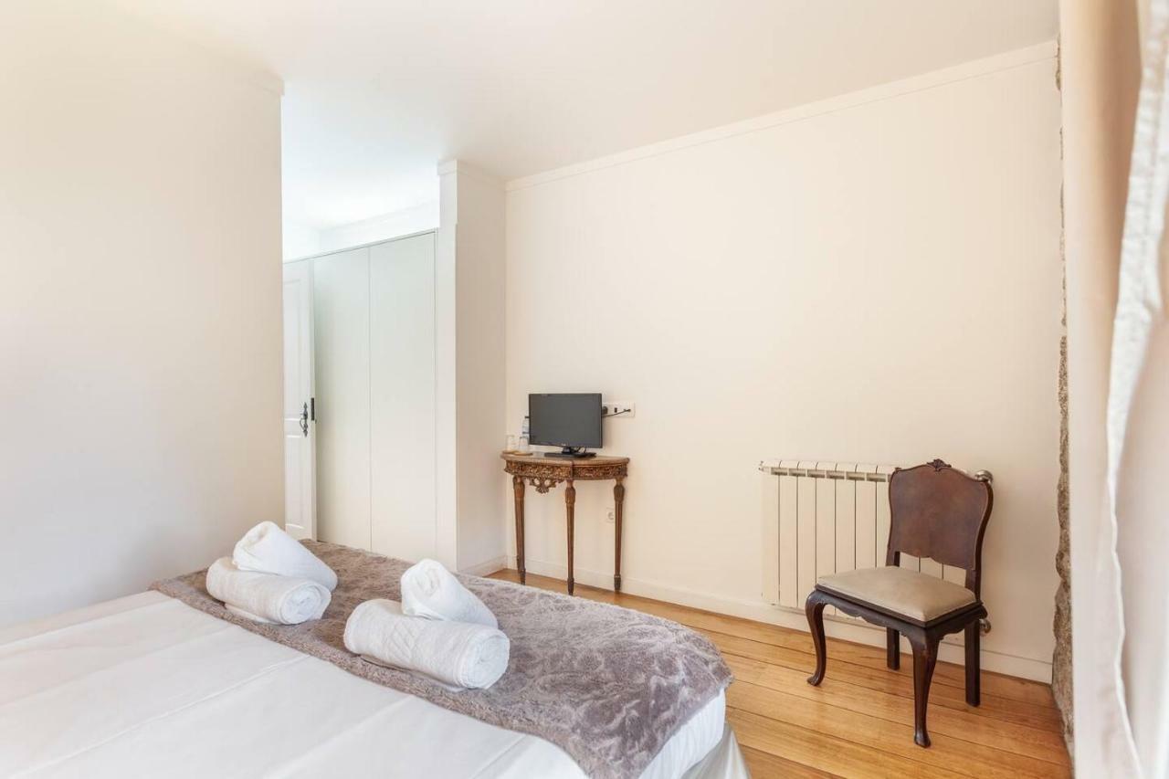 Eido Do Carvalhoso - Casa De Campo Em Arcos De Valdevez Exteriör bild