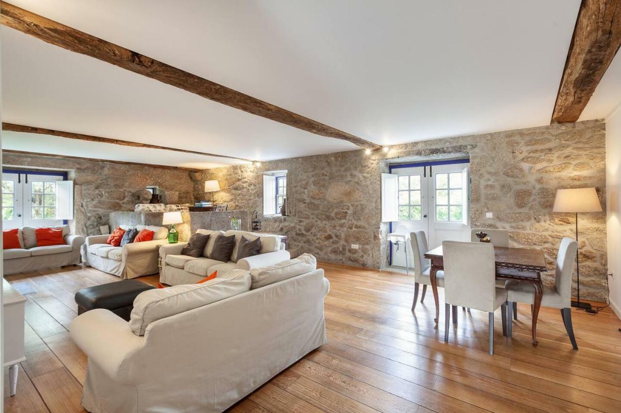 Eido Do Carvalhoso - Casa De Campo Em Arcos De Valdevez Exteriör bild